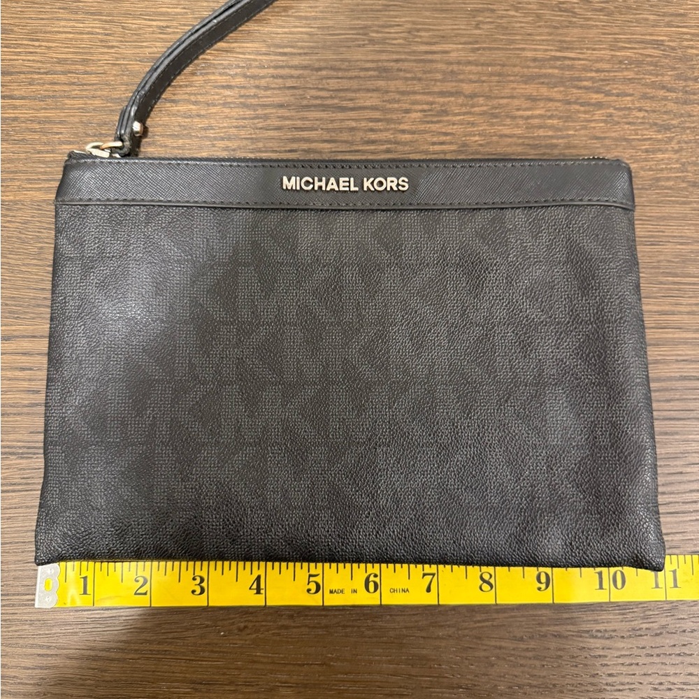 Michael Kors Black Jet Set Clutch